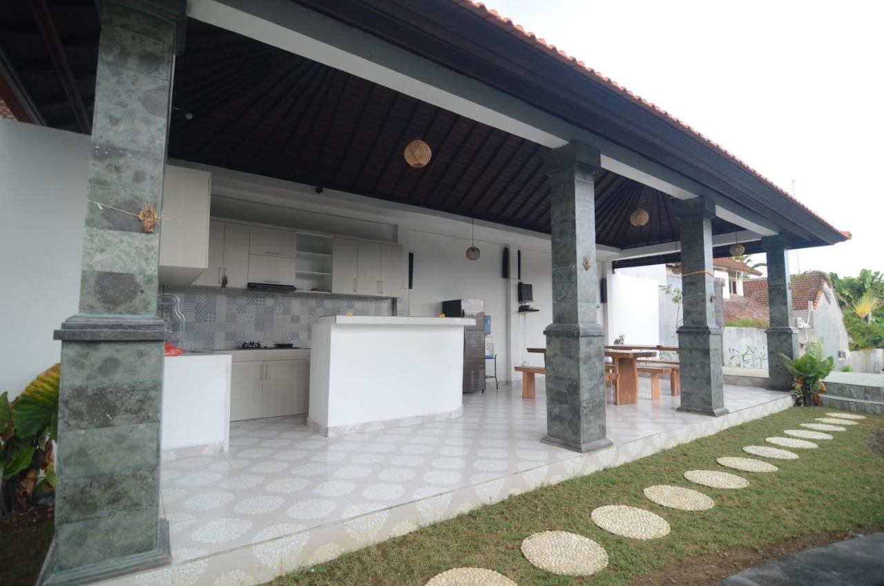 Kusuma Guesthouse 2 Canggu  Exterior photo