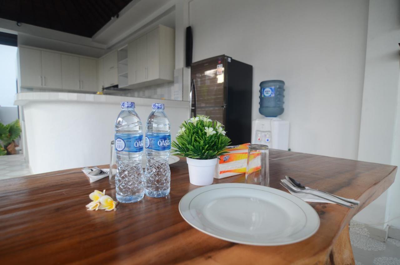 Kusuma Guesthouse 2 Canggu  Exterior photo