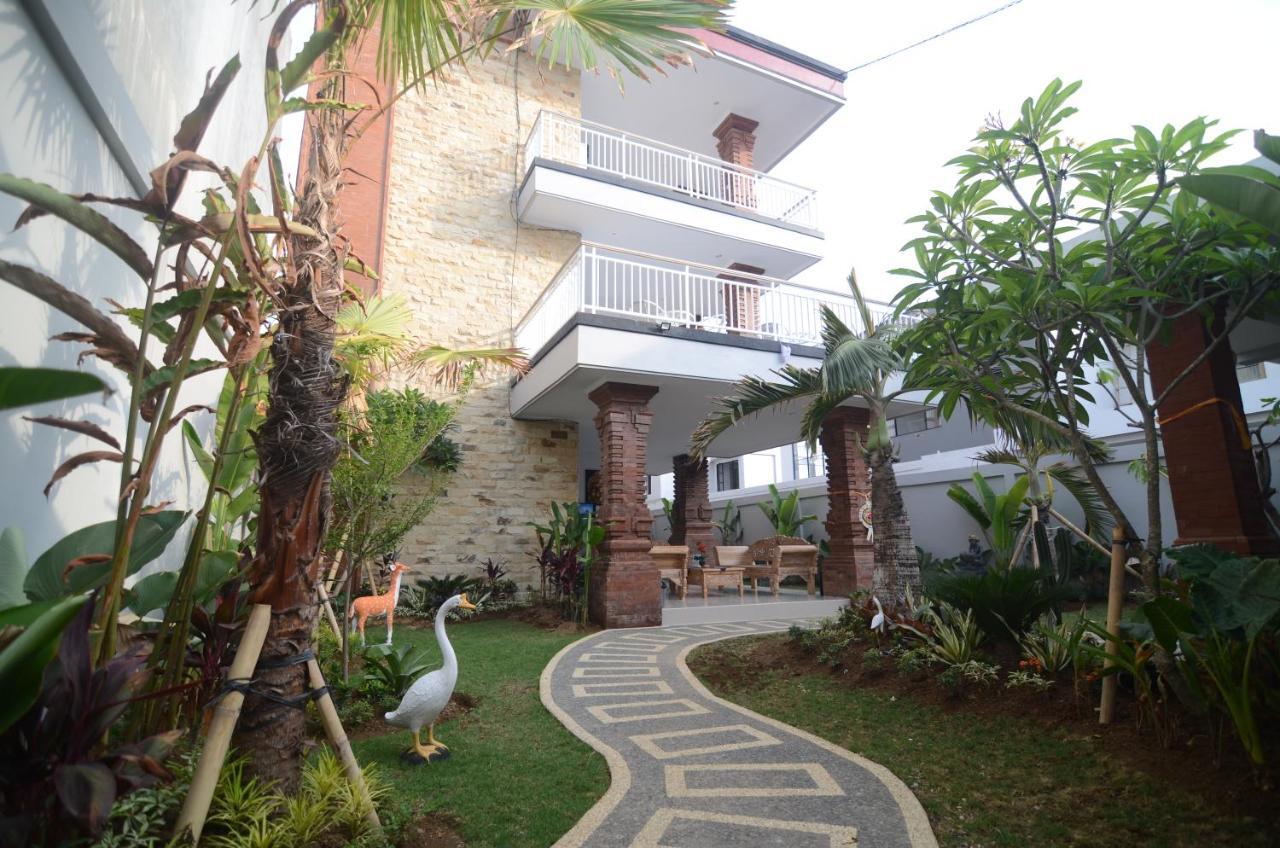 Kusuma Guesthouse 2 Canggu  Exterior photo