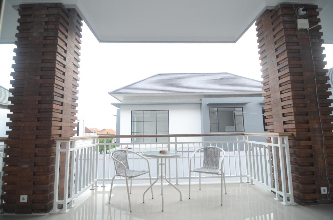 Kusuma Guesthouse 2 Canggu  Exterior photo