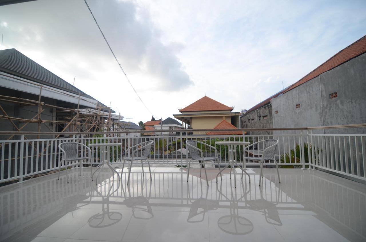 Kusuma Guesthouse 2 Canggu  Exterior photo