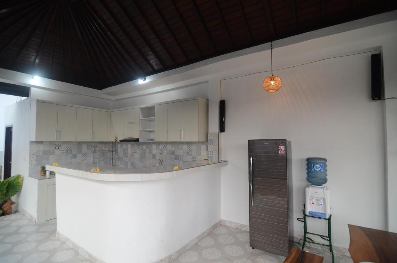 Kusuma Guesthouse 2 Canggu  Exterior photo